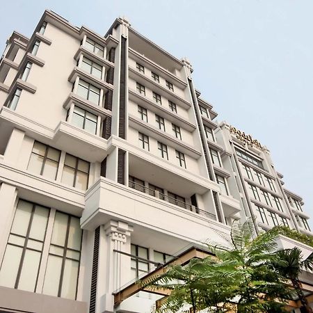 Goodrich Suites, Jakarta Exterior photo