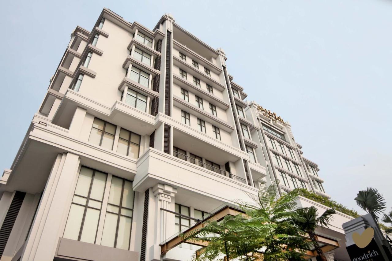 Goodrich Suites, Jakarta Exterior photo